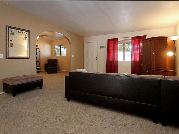 4th image of 7450 N Oldfather Dr