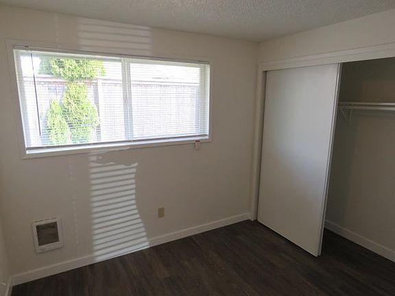 Bedroom + large closet