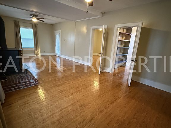 2nd image of 2723 Copeland St