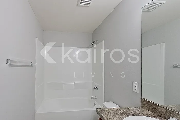 305 NE 23rd Terrace Cpe — Photo 14