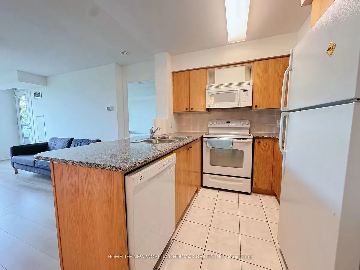 Building Photo - 68 Grangeway Ave #512