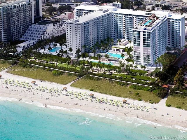 2301 Collins Ave #1507 — Photo 9