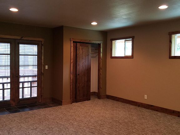 amaing upstairs master