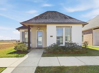 3021 Forestwood Dr, Lake Charles, LA 70607