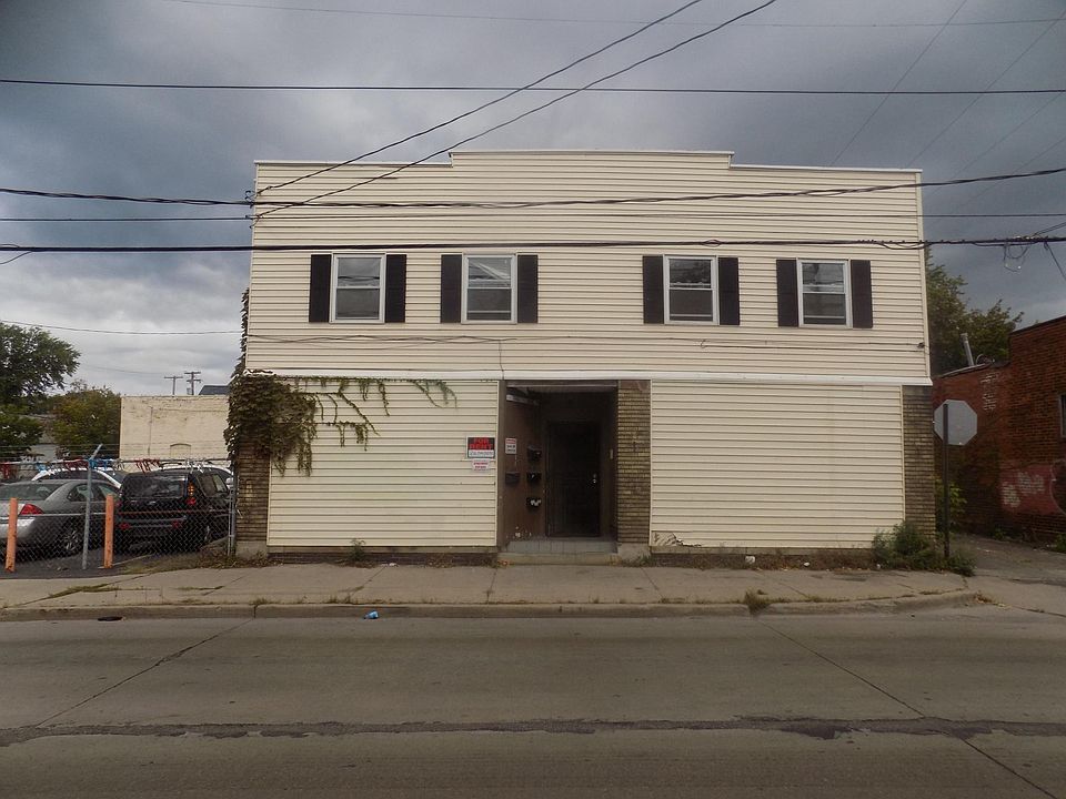 1st image of 5106 Storer Ave #2