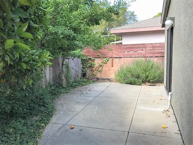 541 Highland Dr — Photo 13
