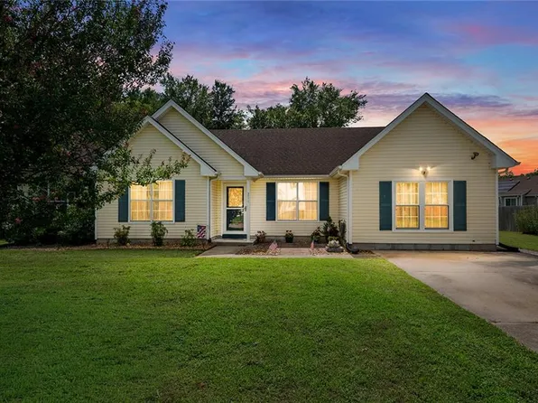 211 Equinox Lndg, Suffolk, VA 23434