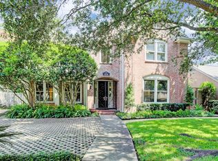 33 Lana Ln, Houston, TX 77027