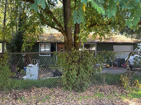 8257 118th Ave SE, Newcastle, WA 98056