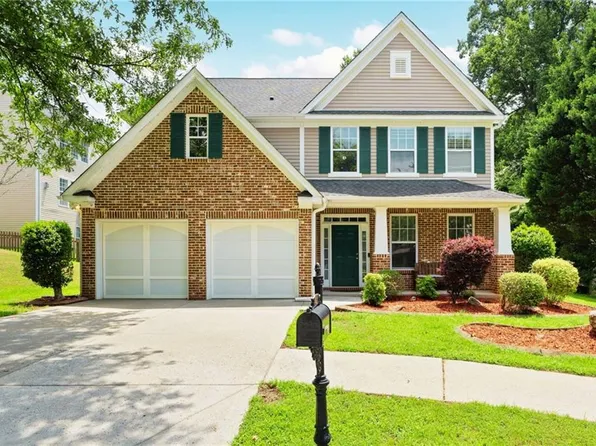 951 Island Pointe Way, Buford, GA 30518