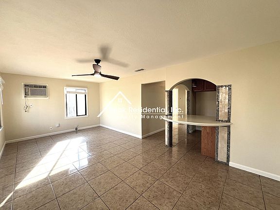 2nd image of 5910 Ortega St