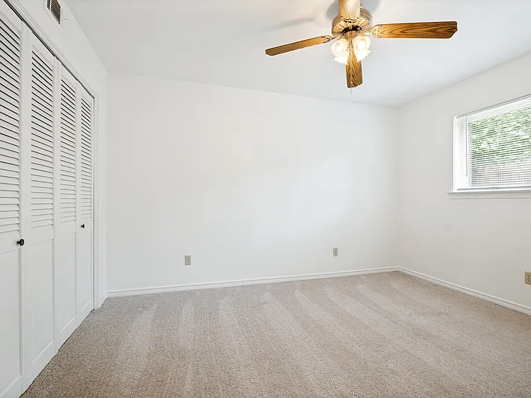 7726 Dentcrest Dr — Photo 11