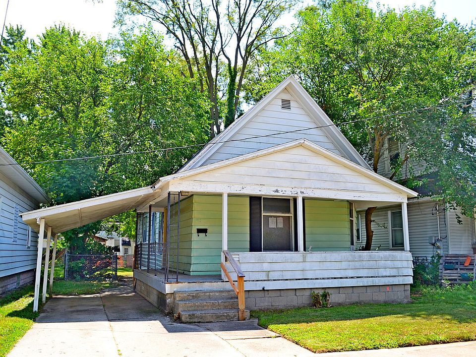 1st image of 932 Arianna St NW