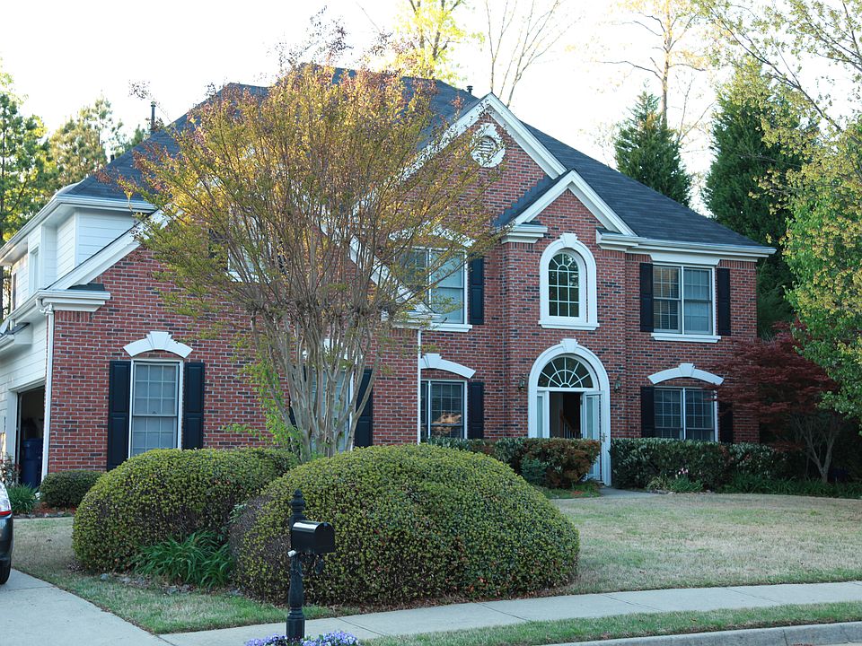 Side in garage, Flat lot