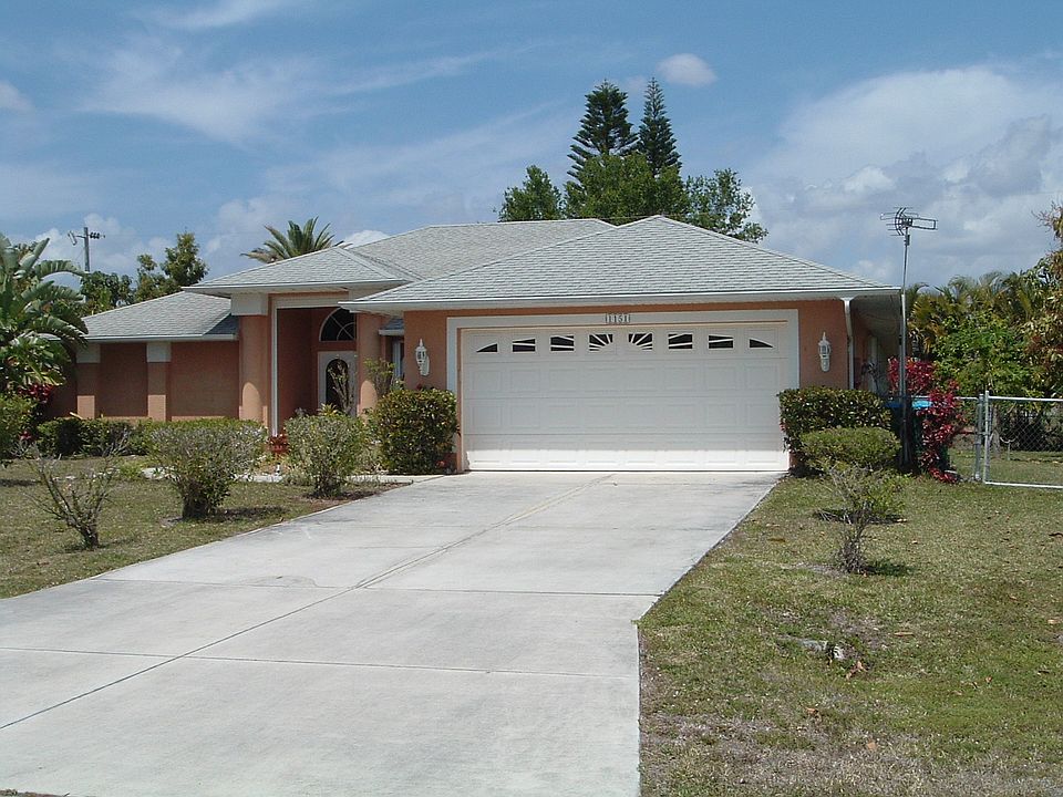 1st image of 1151 SW 45th Ter