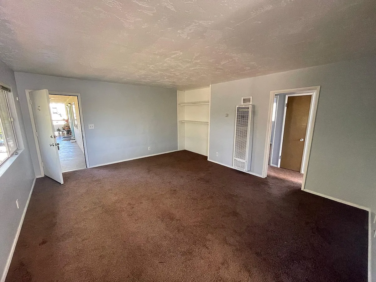 Building Photo - 1525 Mill St #6