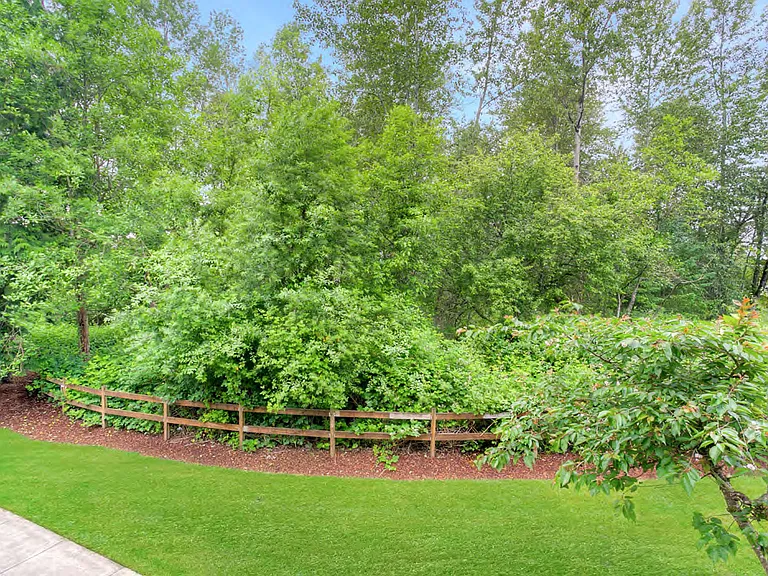 Stonebrook — Photo 48