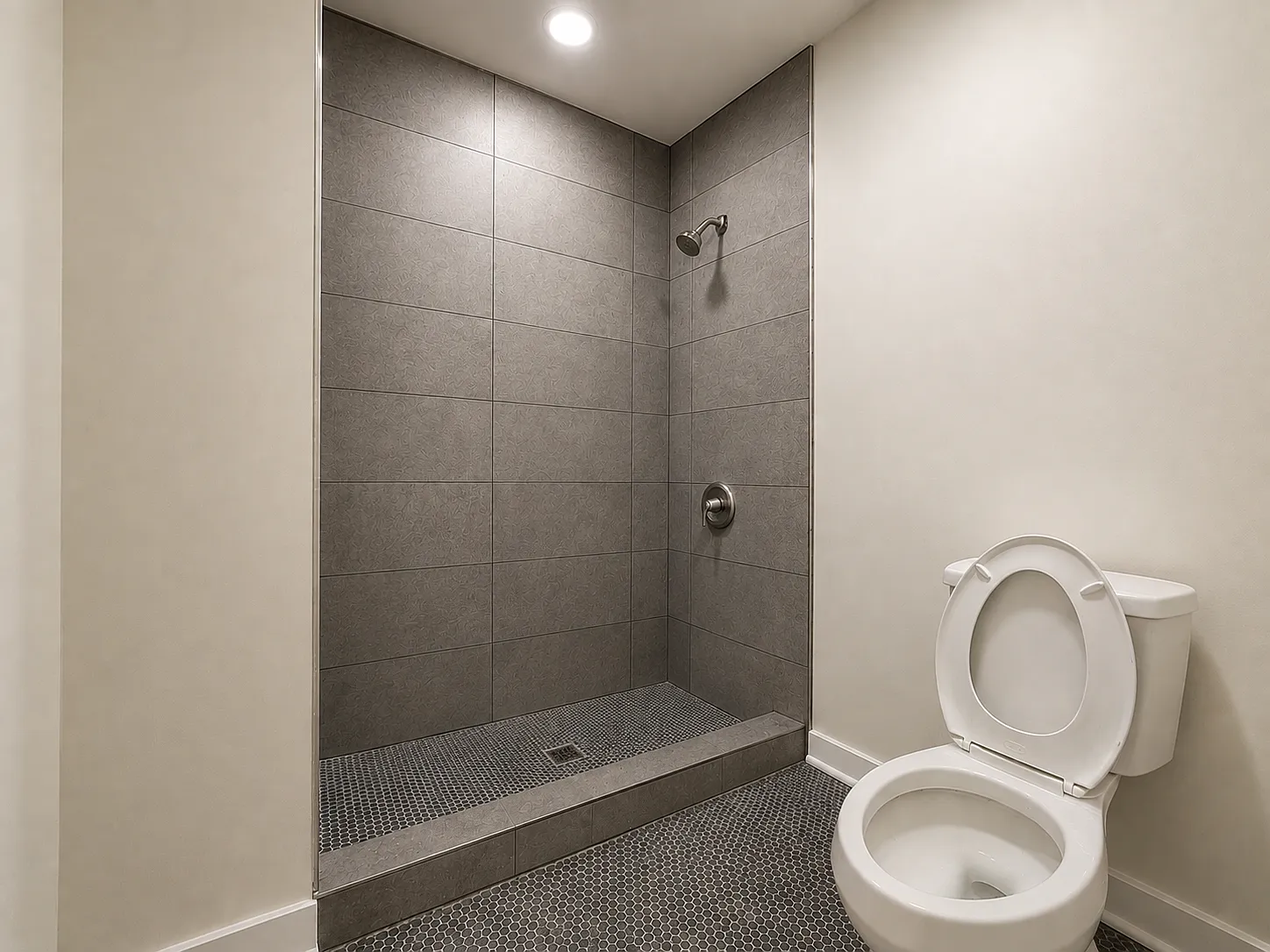 4 bed, 1210 sqft, $2,700 — Photo 4