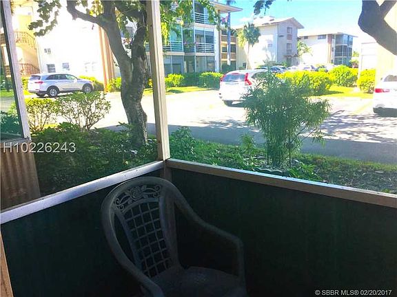4th image of 16900 NE 14th Ave APT 114