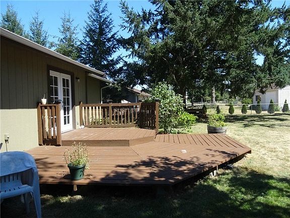 5th image of 314 203rd Street Ct E