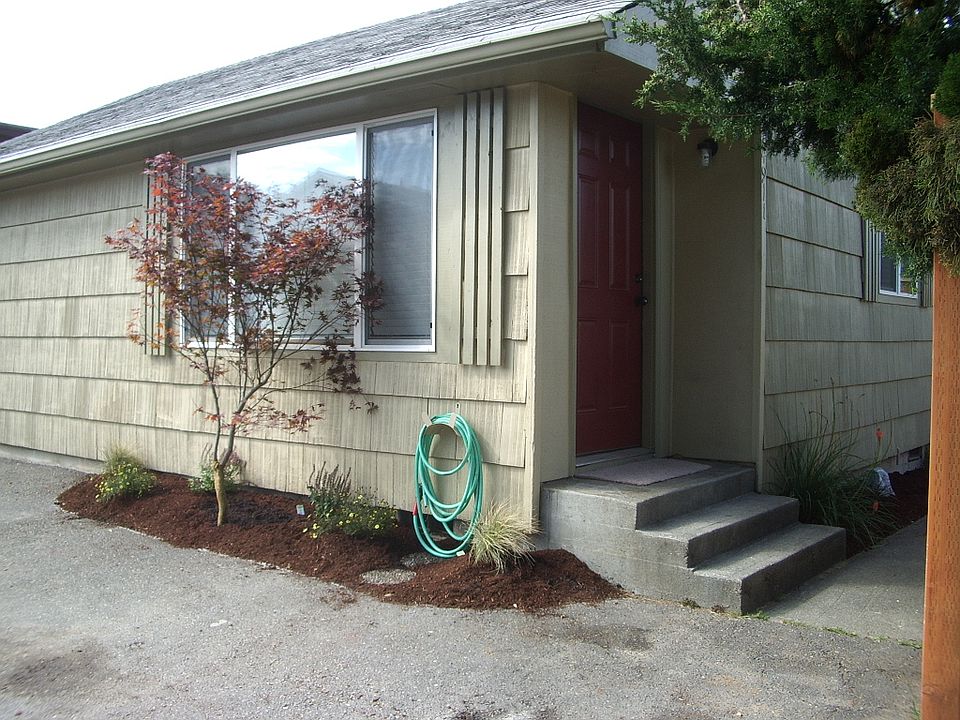 1st image of 1009 SW 149th St