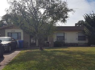 1715 Julian Lane Dr, Tampa, FL 33619