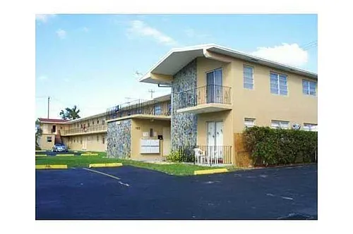 3901 SW 78th Ct Photo 1
