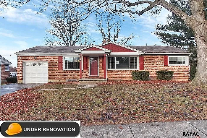 2523 Schoolhouse Ln photo 1