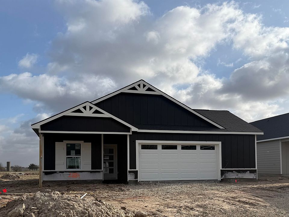 1st image of 2884 S Maize Rd