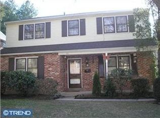 40 Henley Rd, Wynnewood, PA 19096