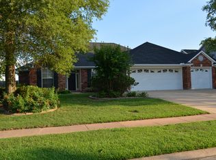 1424 Magnolia Rdg, Bossier City, LA 71112