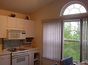 2nd image of 453 Cromwell Cir