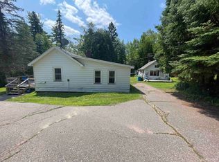 2530 Division St, Marquette, MI 49855