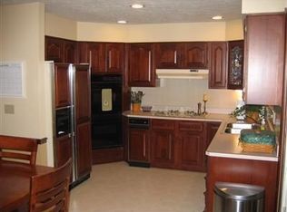 3504 Lexington Ln, Brunswick, OH 44212