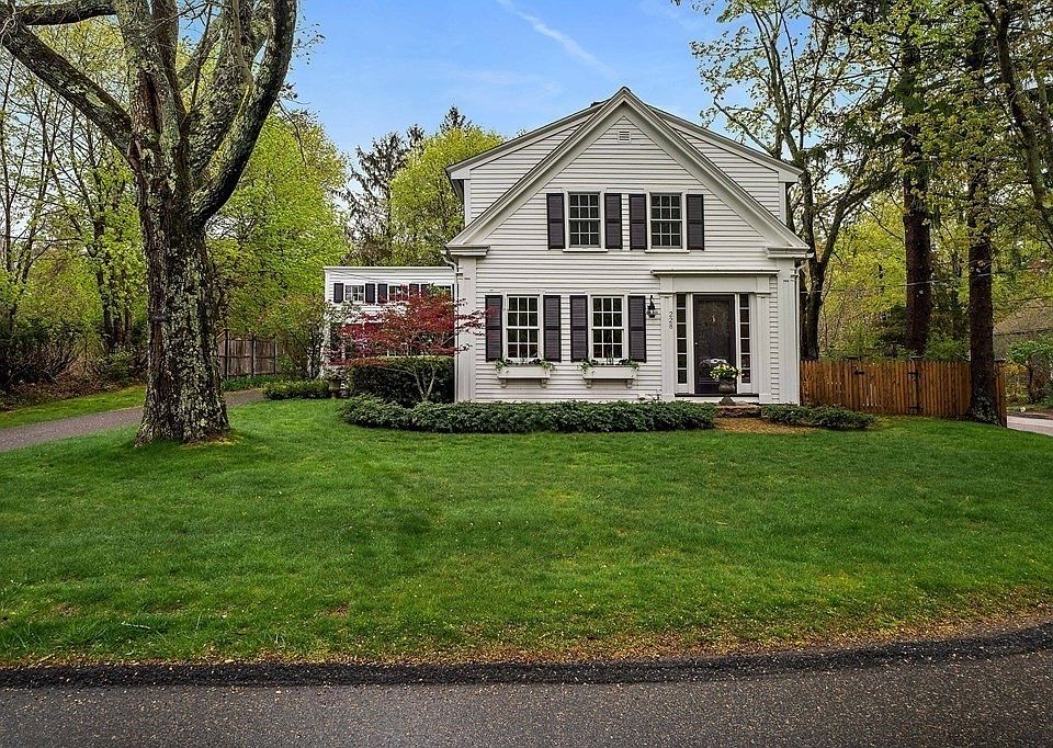 228 Elm St, Duxbury, MA 02332 Zillow