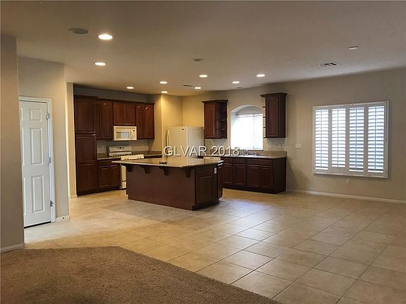 3rd image of 9404 Victory Garden Ave