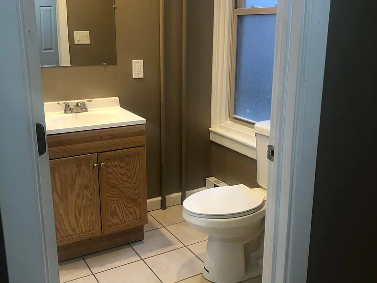 1339 Chew St #1 — Photo 9