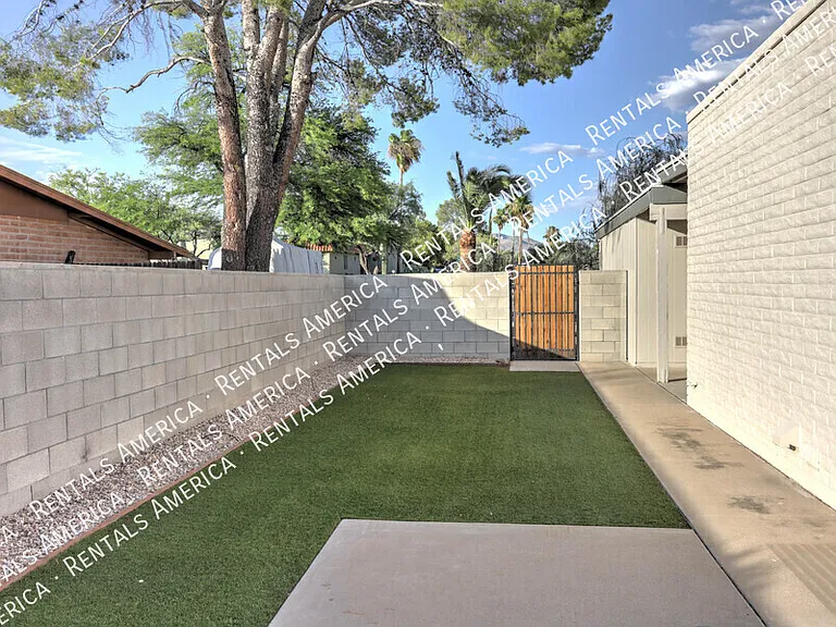 7632 E Sabino Vista Dr — Photo 20