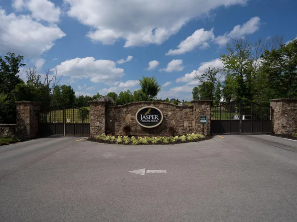 2700 Crockett Pointe #404, Jasper, TN 37347