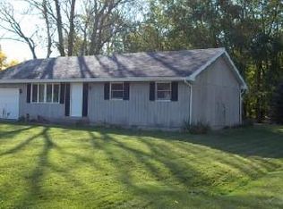 455 W 3rd St, Braidwood, IL 60408