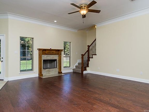 3rd image of 5268 Dalewood Dr