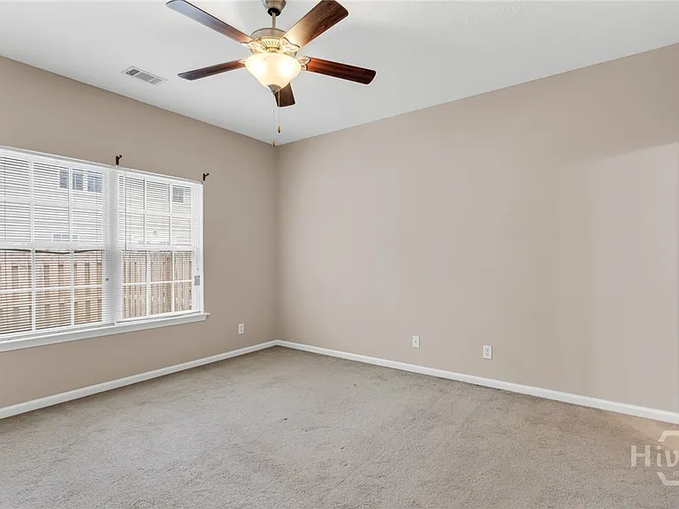 13 Cypress Ln — Photo 11