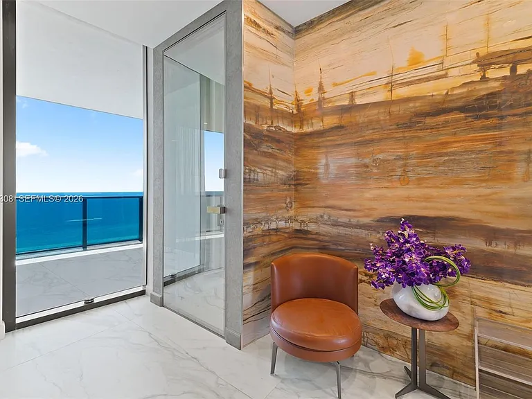 18555 Collins Ave #2201 — Photo 2