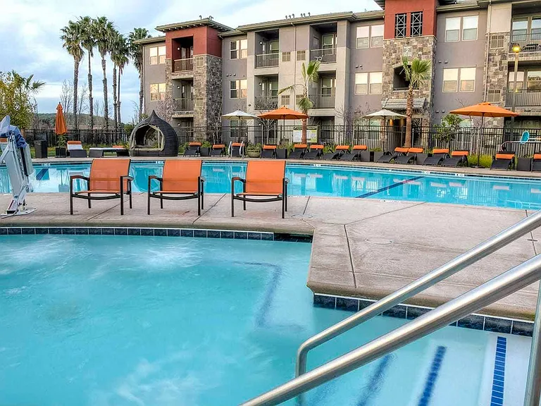 Pool & Spa| Apartments in Fairfield, CA | Verdant at Green Valley Apartments