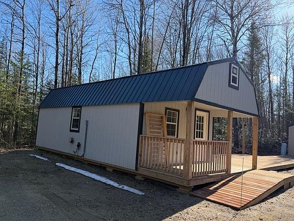 3rd image of 33489 Munson Rd