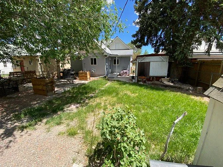 215 Palmer St — Photo 2