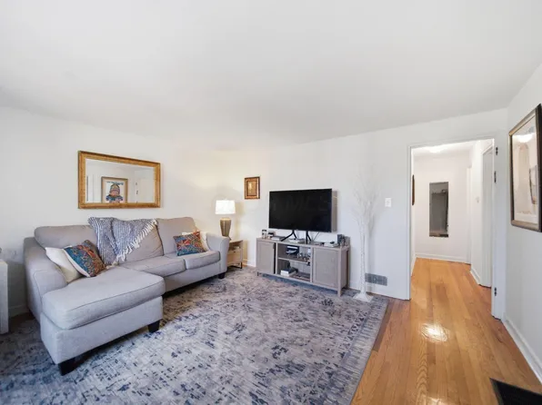 1109 Sells Ave APT L, Columbus, OH 43212