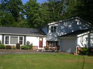 11801 Summers Rd, Chesterland, OH 44026