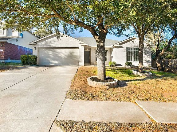 2nd image of 3310 Blue Ridge Dr