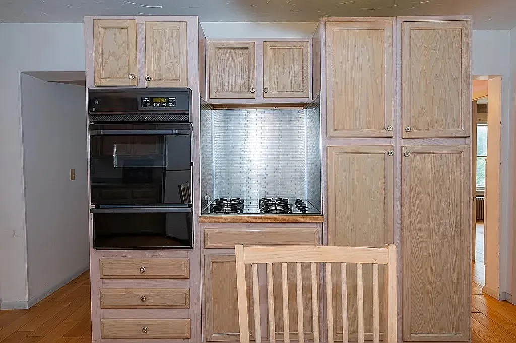 2 bed, 1000 sqft, $2,100 — Photo 4
